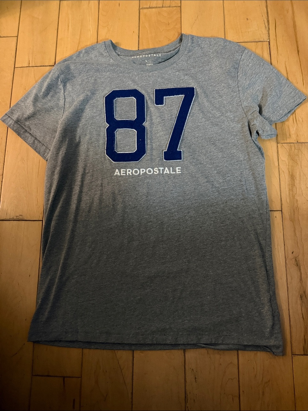 Aeropostale Gray Tee with Navy '87 Graphic